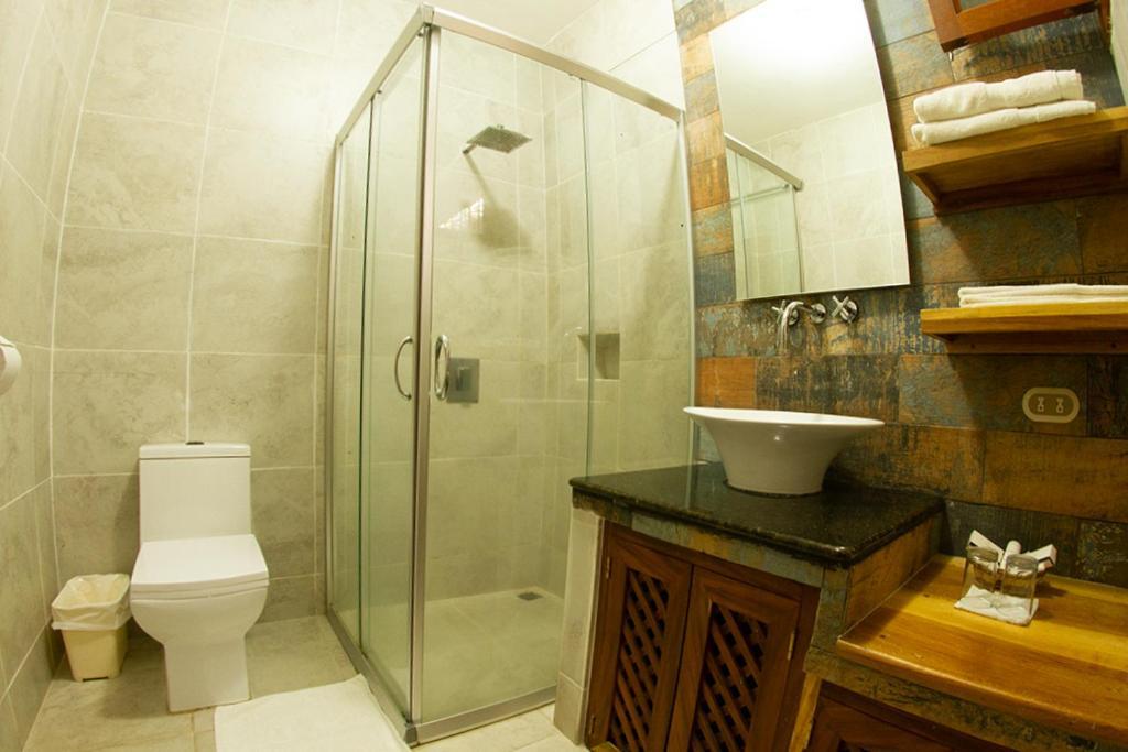 Hotel Dos Mundos Panajachel Dış mekan fotoğraf