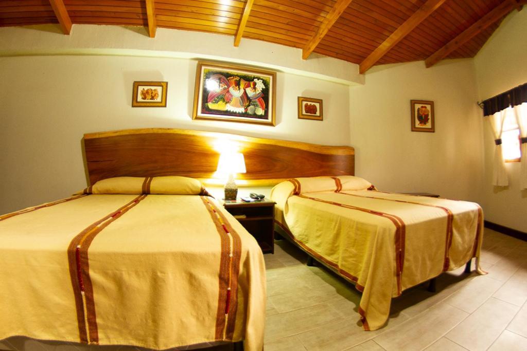 Hotel Dos Mundos Panajachel Dış mekan fotoğraf
